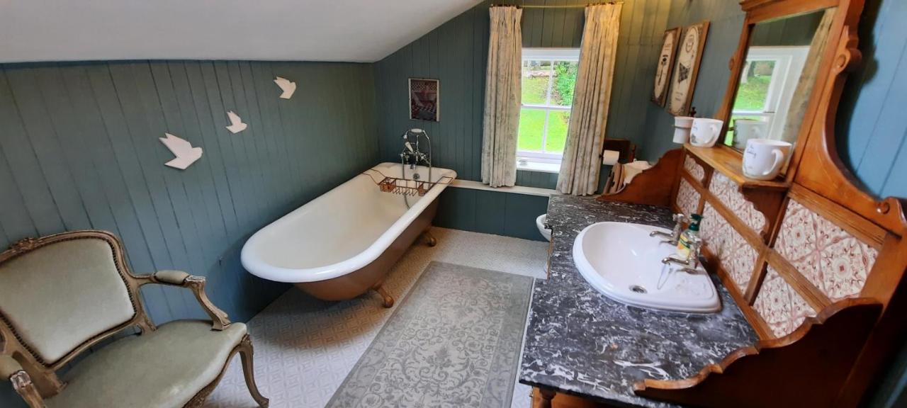 Auchleven East Wing Lickleyhead Castleヴィラ エクステリア 写真