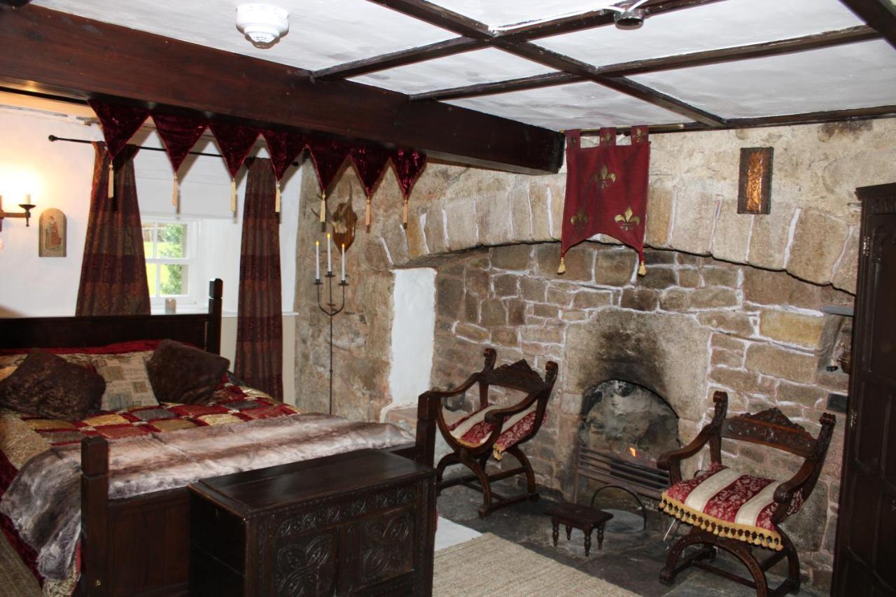 Auchleven East Wing Lickleyhead Castleヴィラ エクステリア 写真